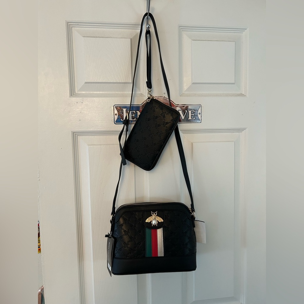 American Bee Black Crossbody bag and Wristlet Wallet - Picture 3 of 8